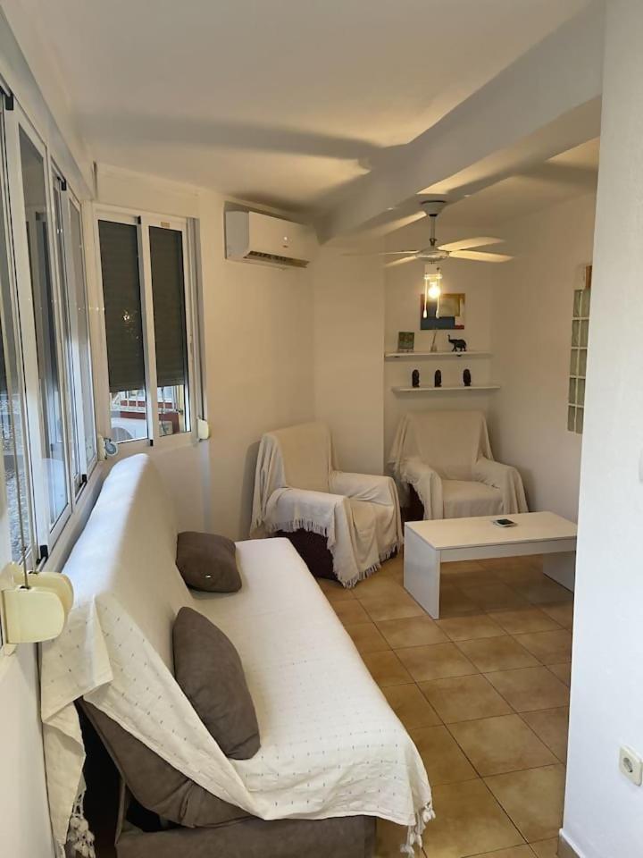 Apartamento Centrico Plazamar 4 Piscina Torre Del Mar Dış mekan fotoğraf